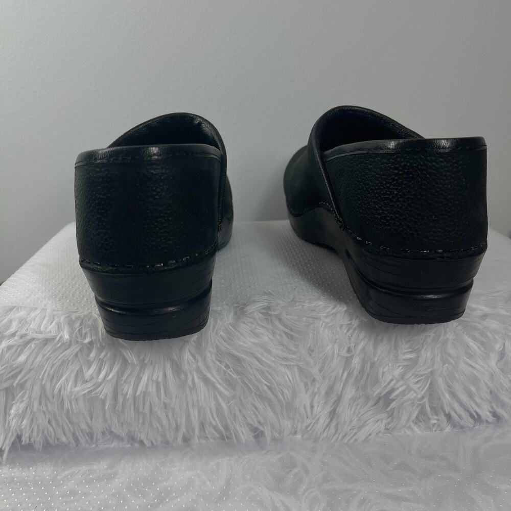 Sanita Scandi Cabrio Clogs Women's Size 7 Black Leather Comfort Slip On Gorpcore - Picture 3 of 8